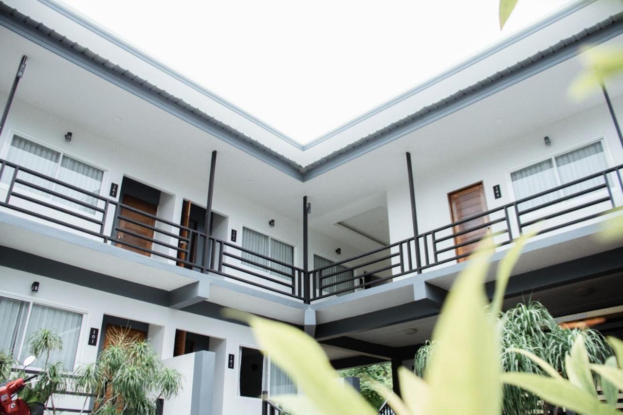 Nangkam Boutique Donsak Hotel Ban Pheng Krong Room photo